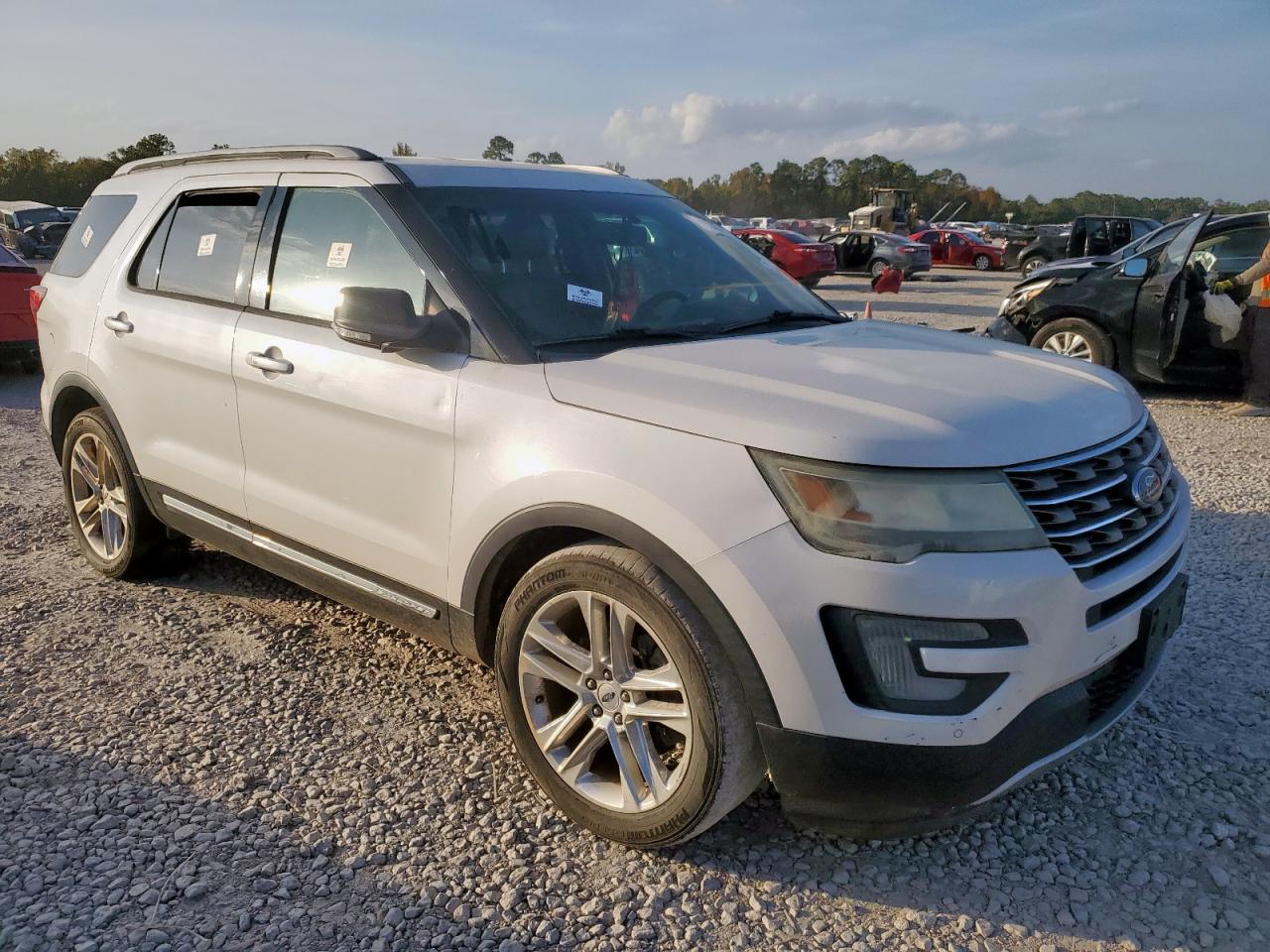 FORD EXPLORER XLT