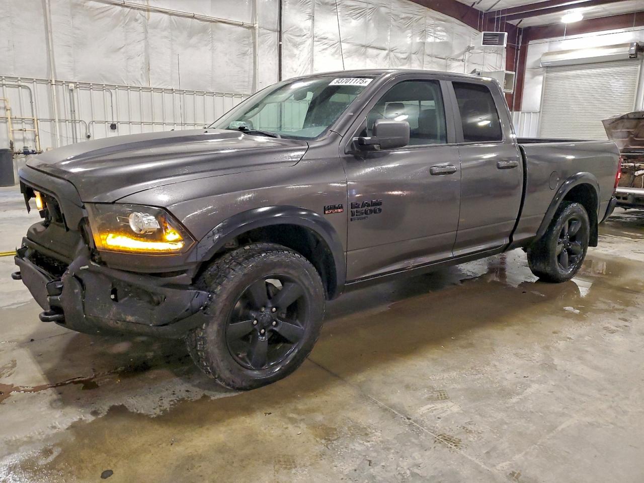 RAM 1500 SLT