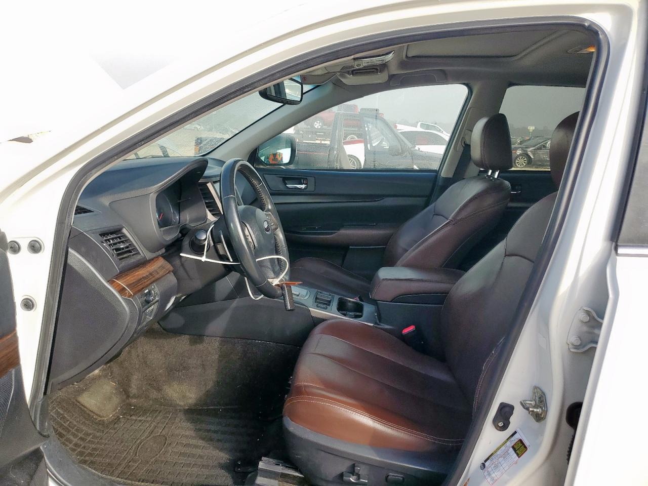 Lot #3304505436 2014 SUBARU OUTBACK 2.