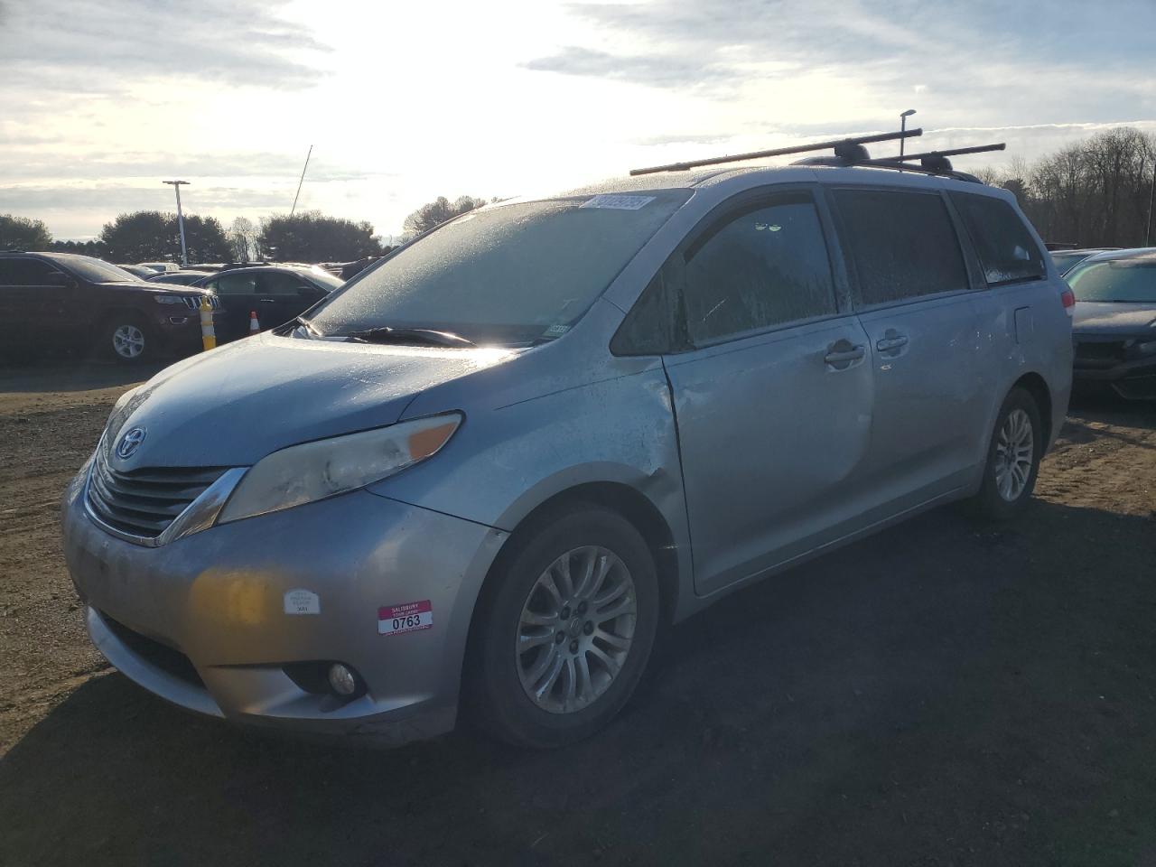 TOYOTA SIENNA XLE