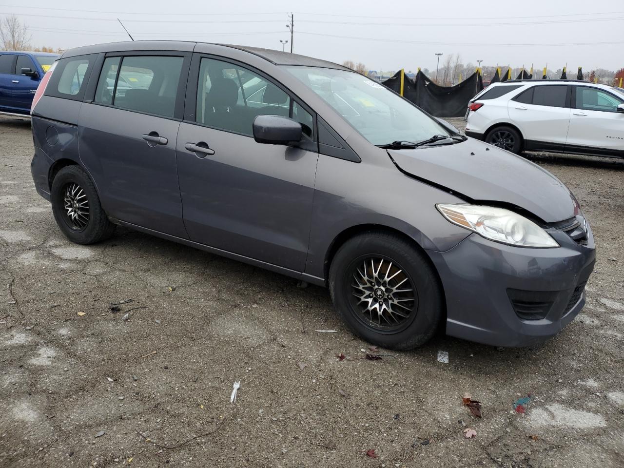MAZDA 5