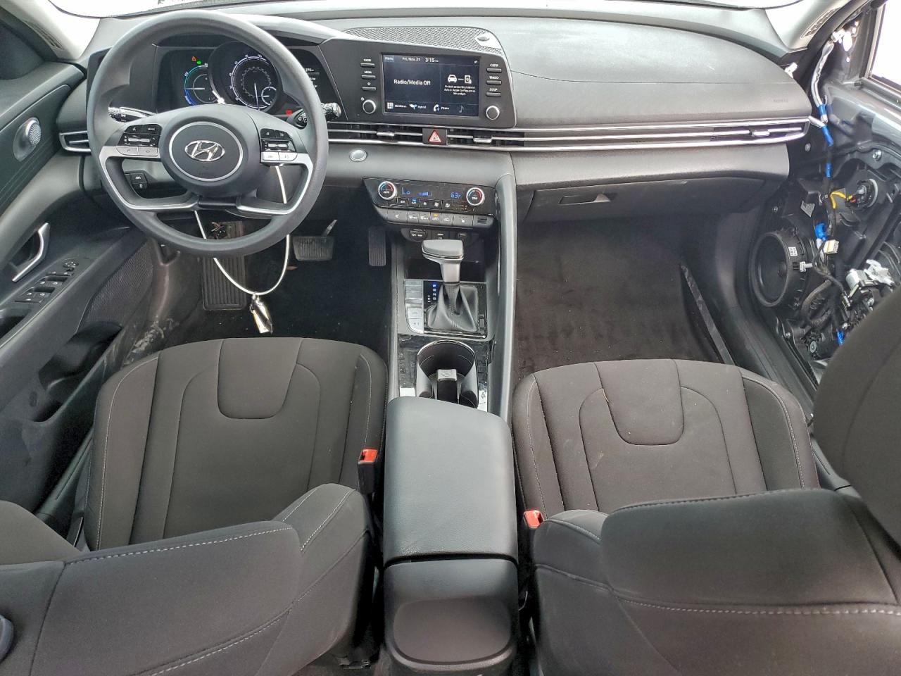 HYUNDAI ELANTRA BLUE