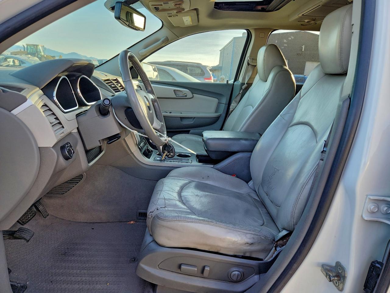 CHEVROLET TRAVERSE LT