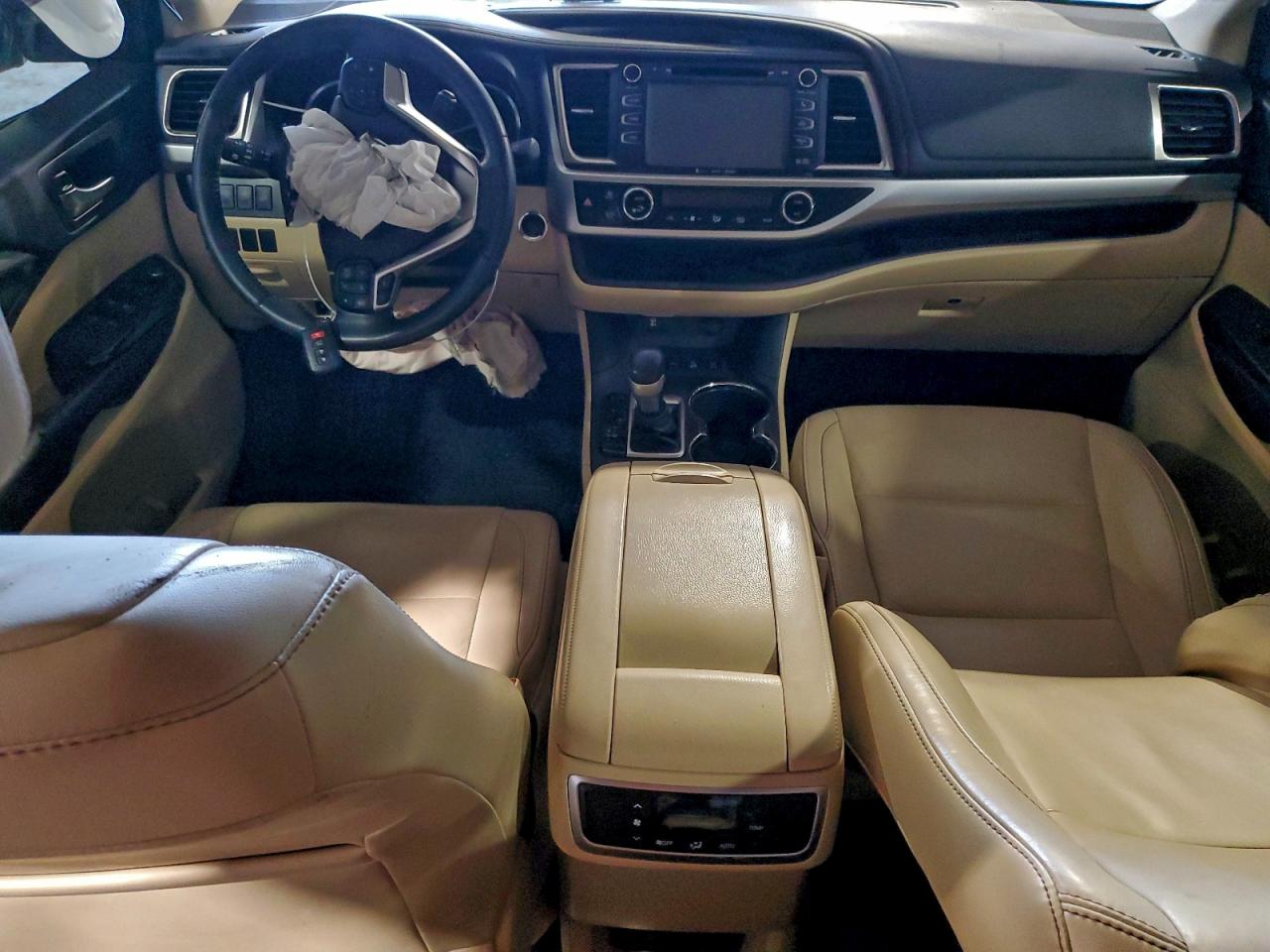 TOYOTA HIGHLANDER XLE