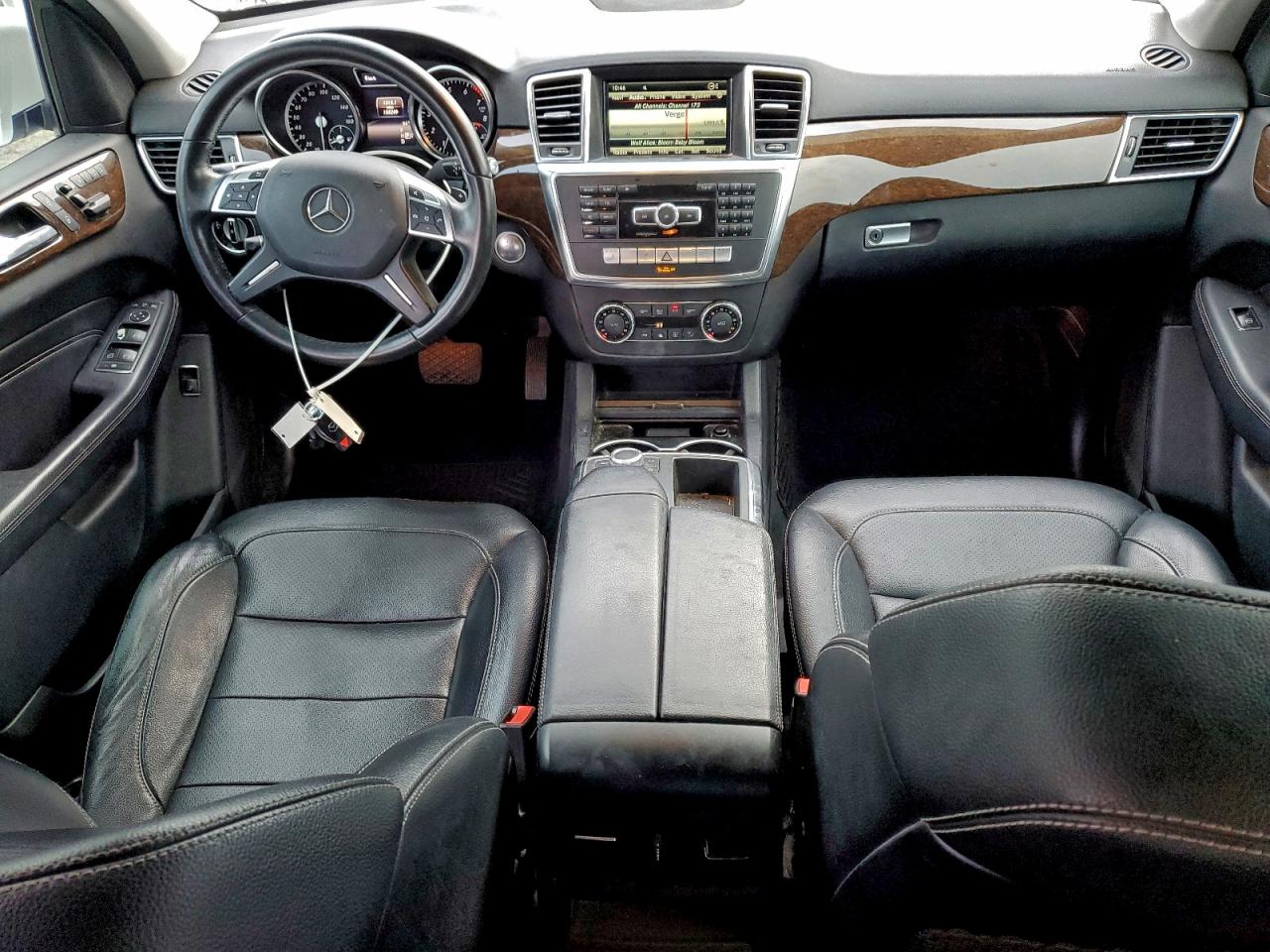 MERCEDES-BENZ M-CLASS 350