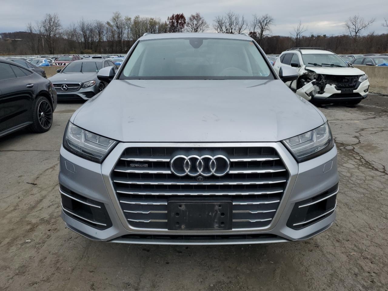 AUDI Q7 PREMIUM PLUS