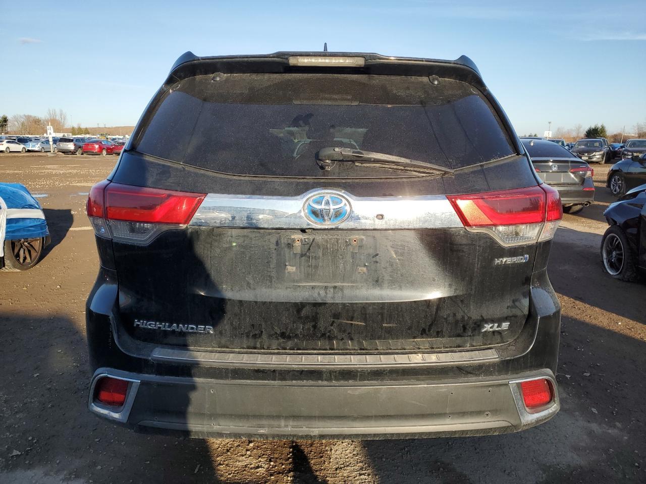 TOYOTA HIGHLANDER HYBRID