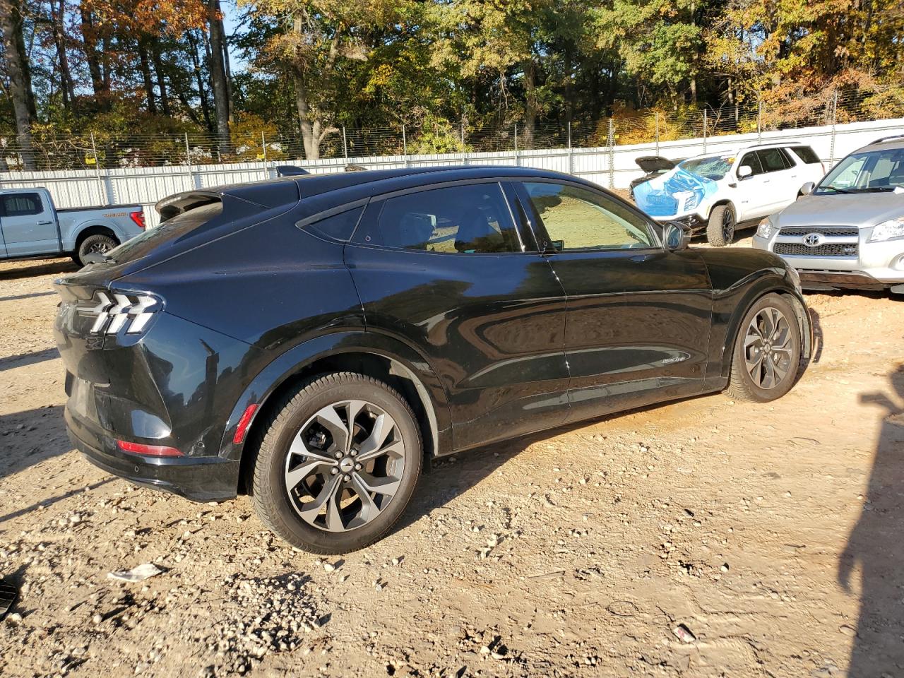 FORD MUSTANG PREMIUM