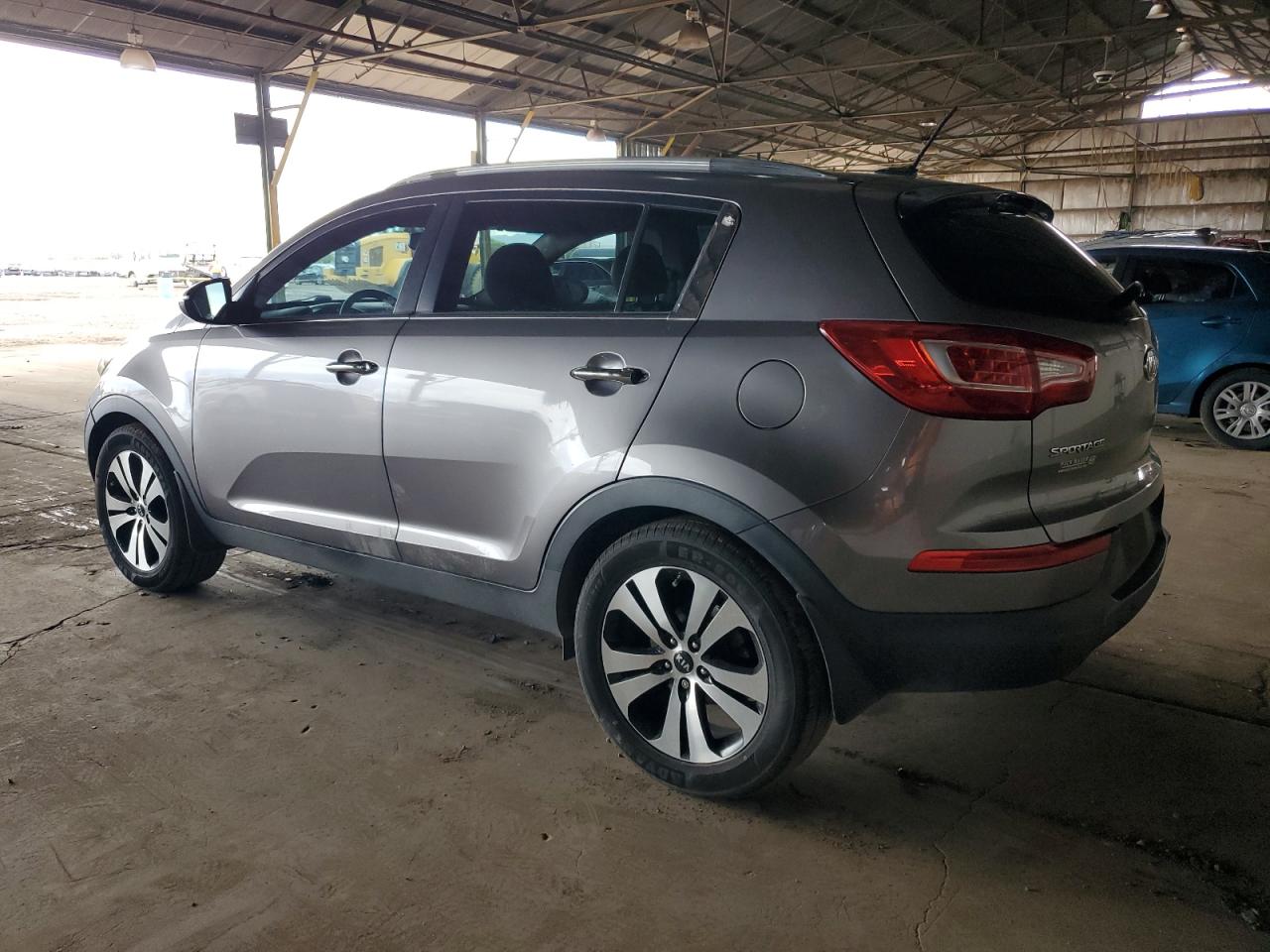 KIA SPORTAGE EX