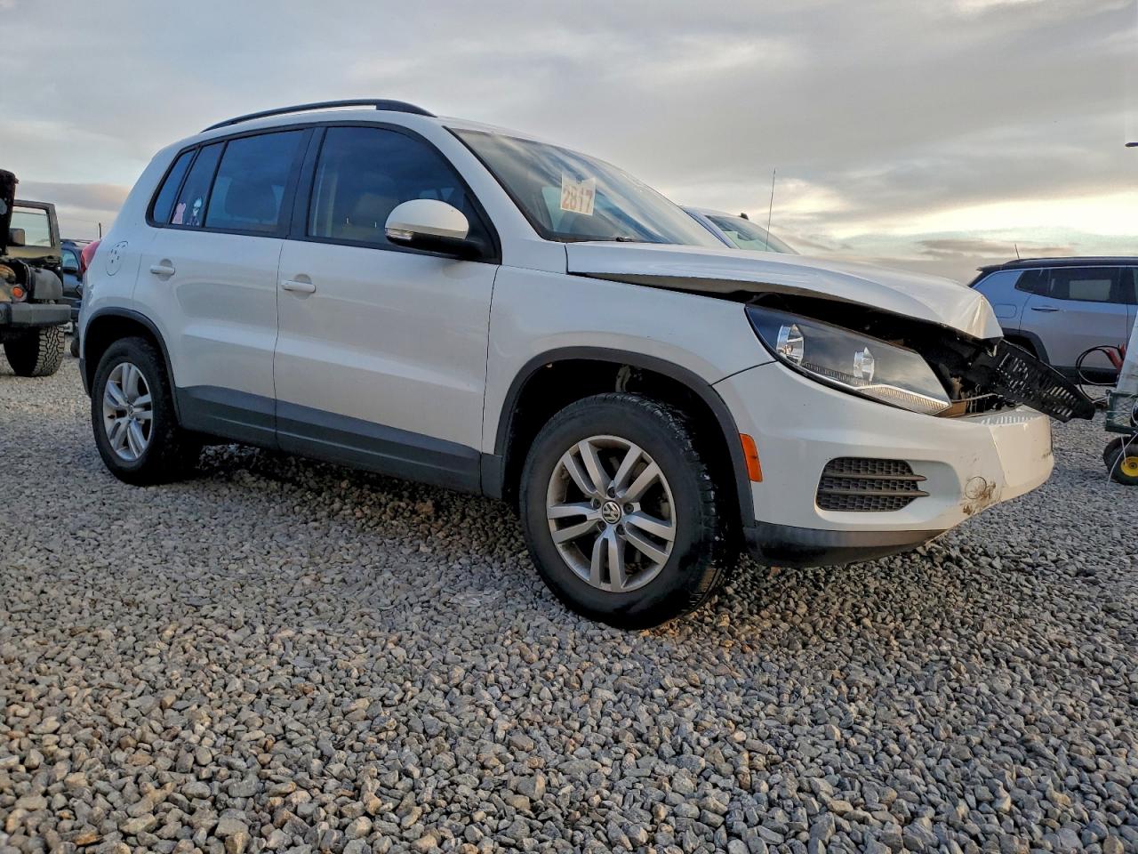VOLKSWAGEN TIGUAN S