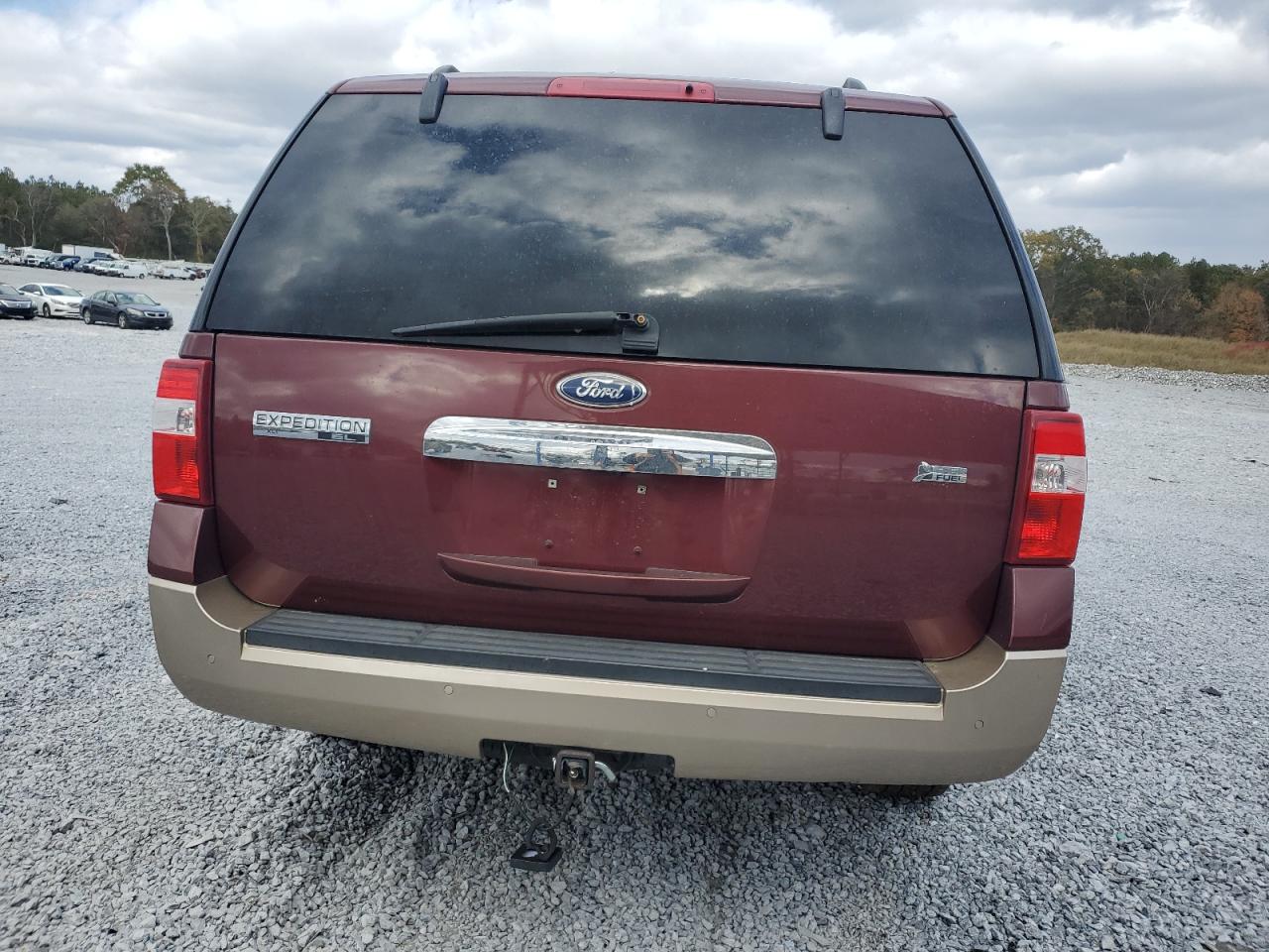 FORD EXPEDITION EL XLT