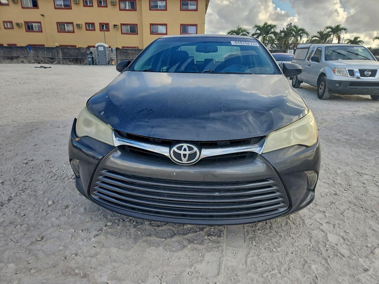 TOYOTA CAMRY LE