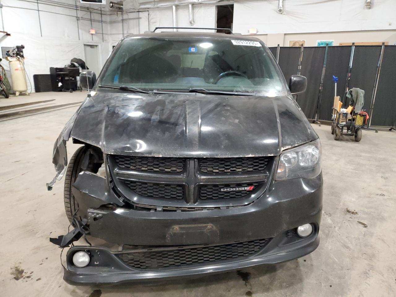 DODGE GRAND CARAVAN R/T