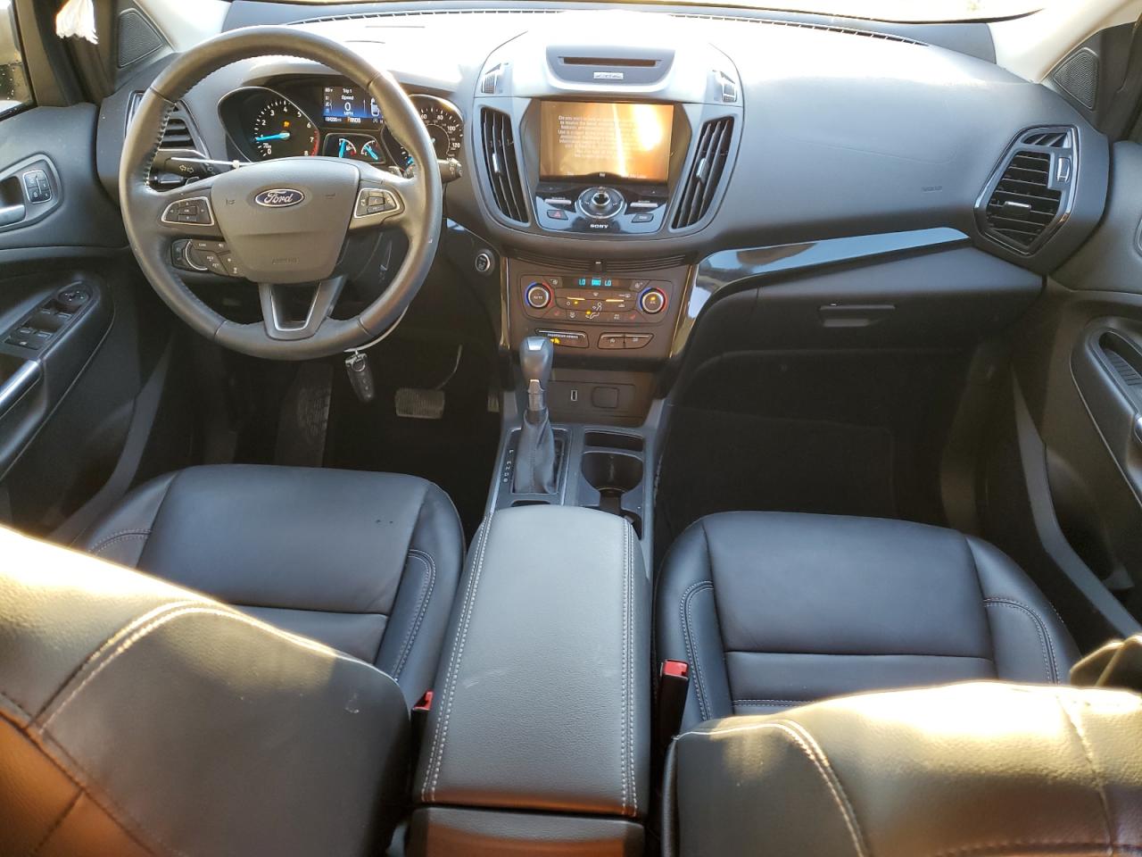 FORD ESCAPE TITANIUM