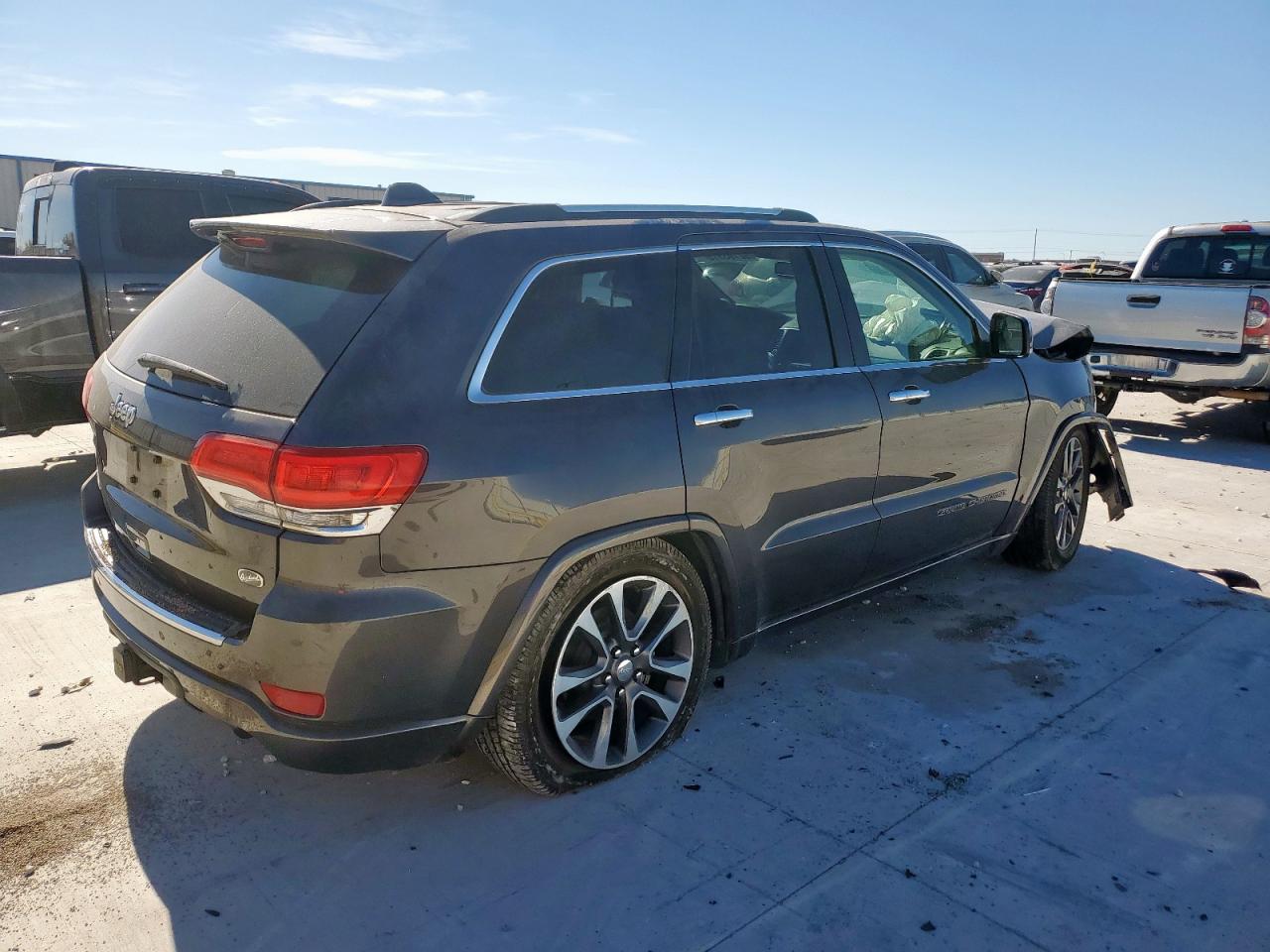 JEEP GRAND CHEROKEE OVERLAND