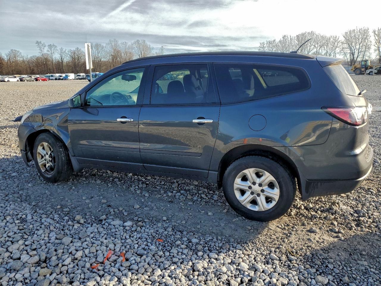 CHEVROLET TRAVERSE LS
