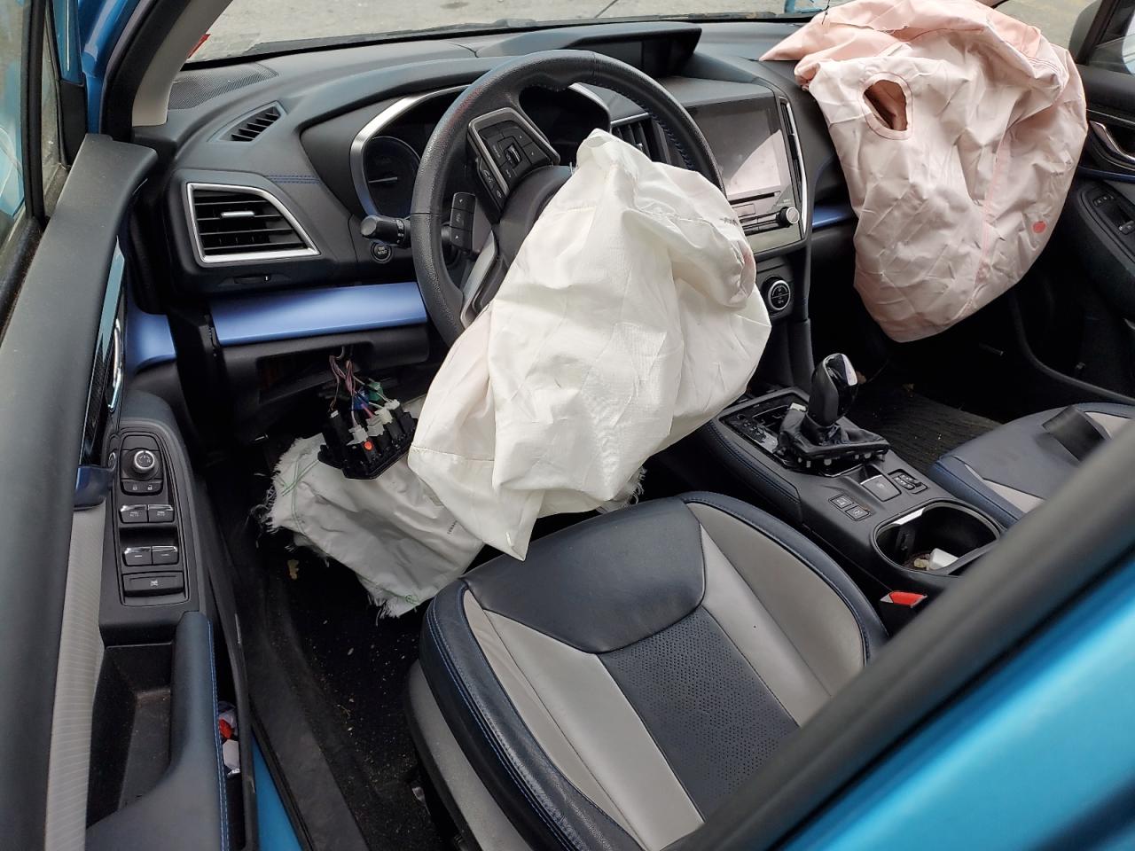 SUBARU CROSSTREK LIMITED