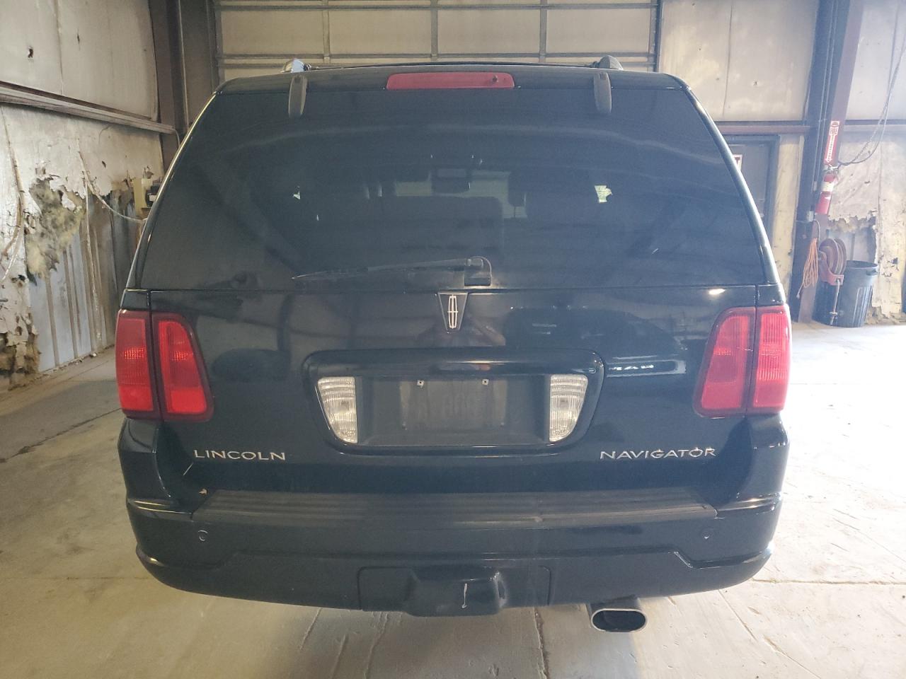 Lot #3287700014 2004 LINCOLN NAVIGATOR