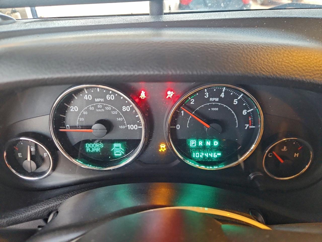 JEEP WRANGLER SAHARA