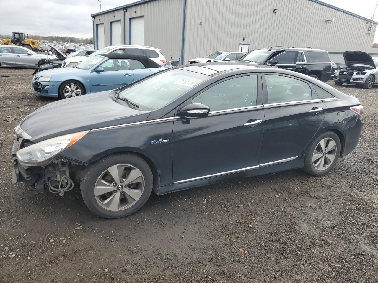 HYUNDAI SONATA HYBRID