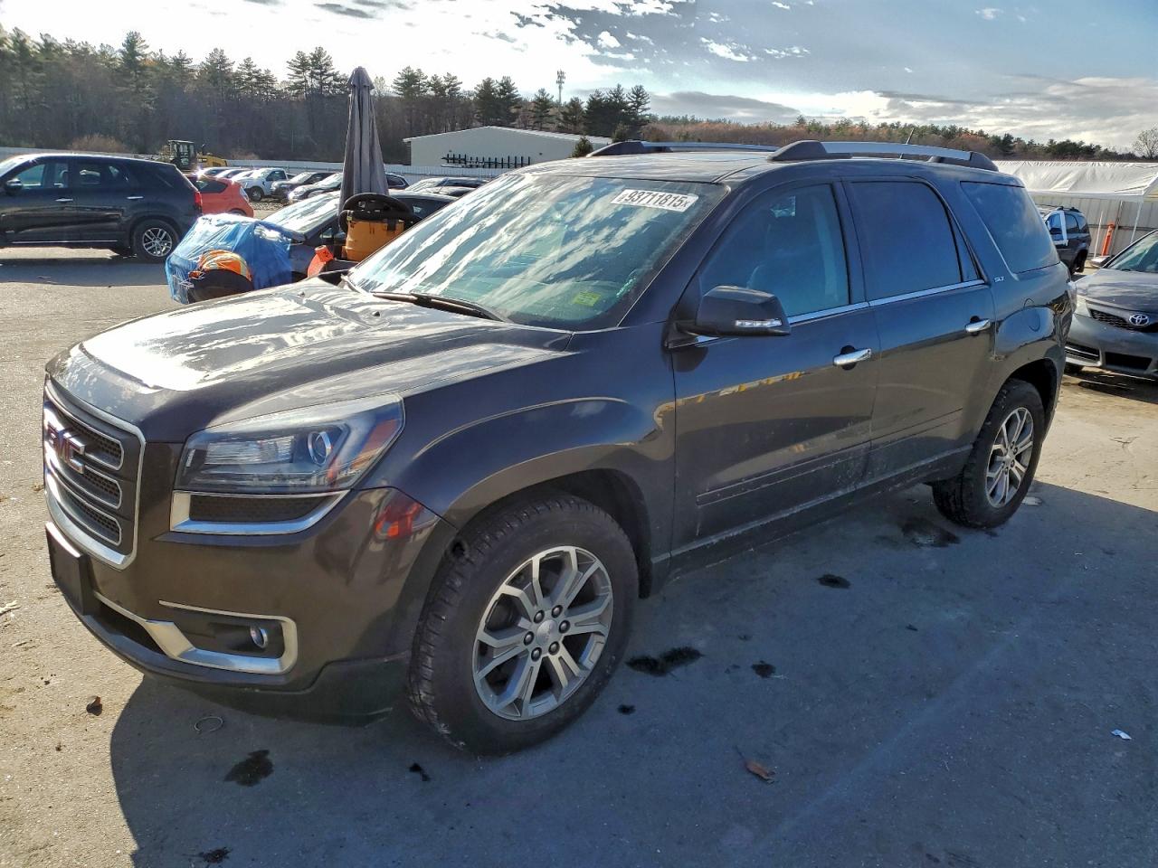 GMC ACADIA SLT-1