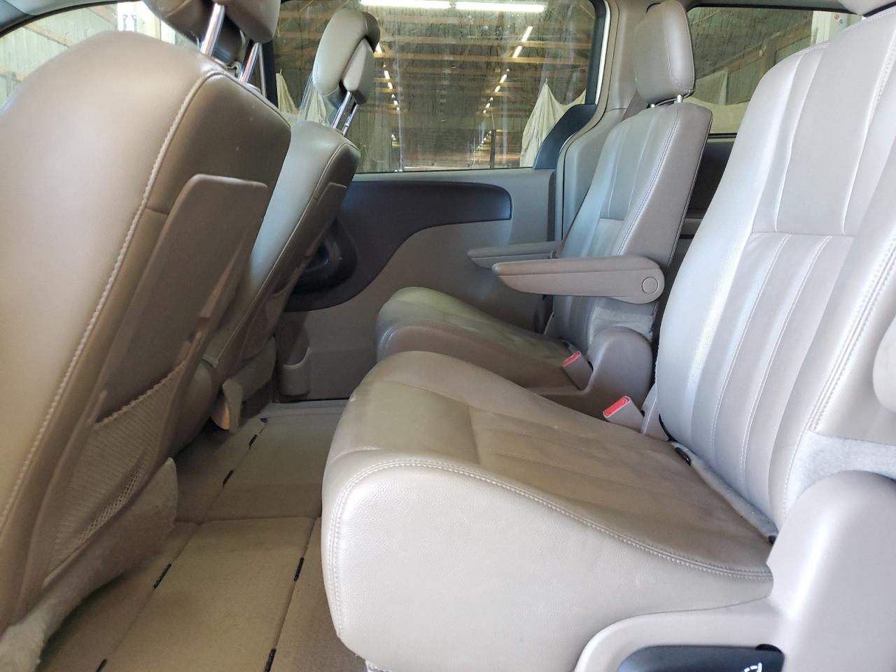 CHRYSLER TOWN & COUNTRY TOURING