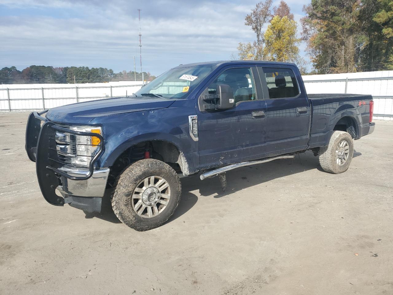 FORD F-250 SUPER DUTY