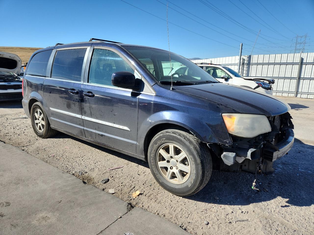 CHRYSLER TOWN & COUNTRY TOURING