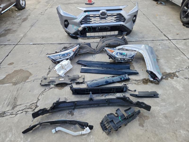 2020 TOYOTA RAV4 XSE #3296388649