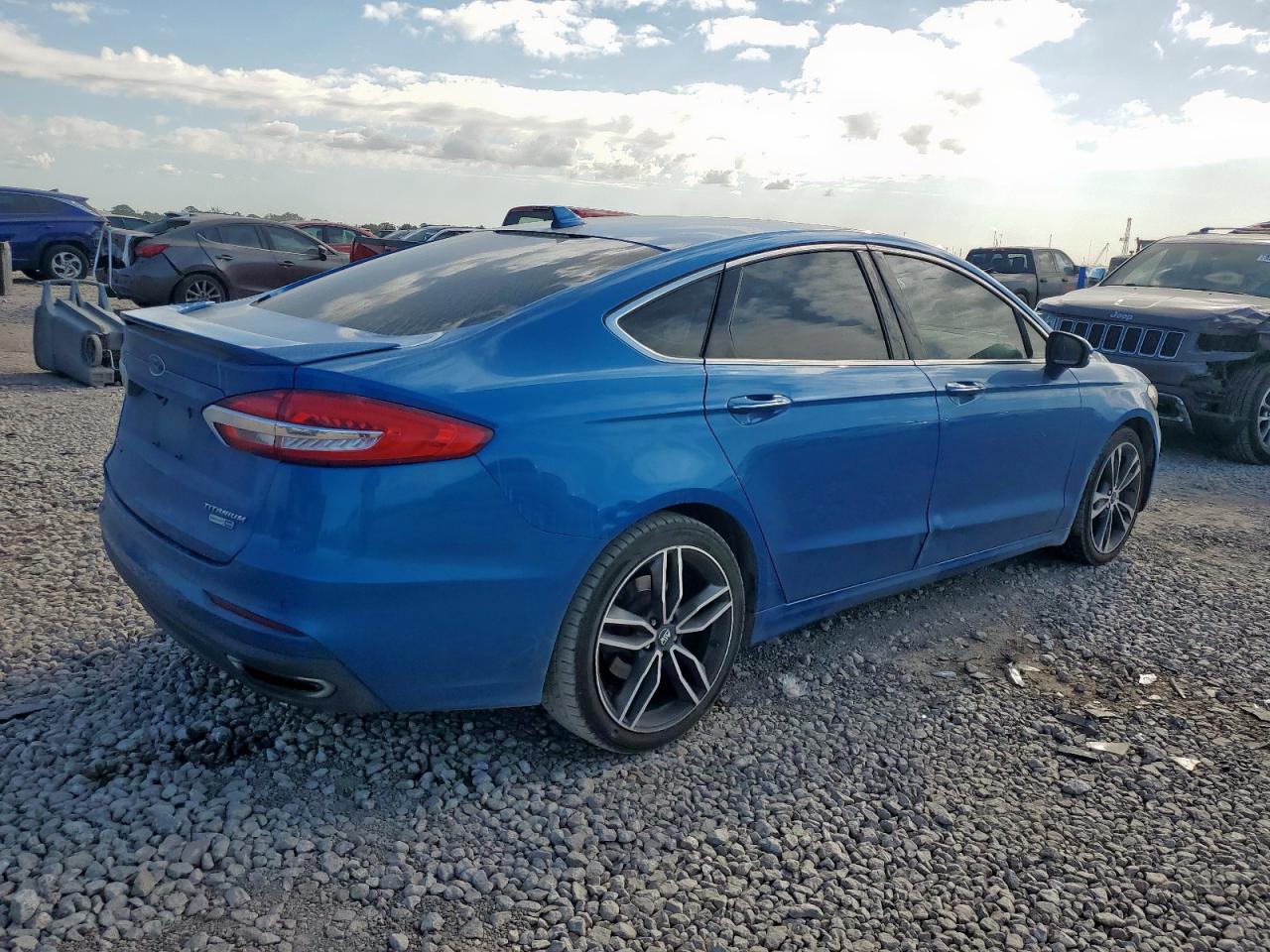 FORD FUSION TITANIUM