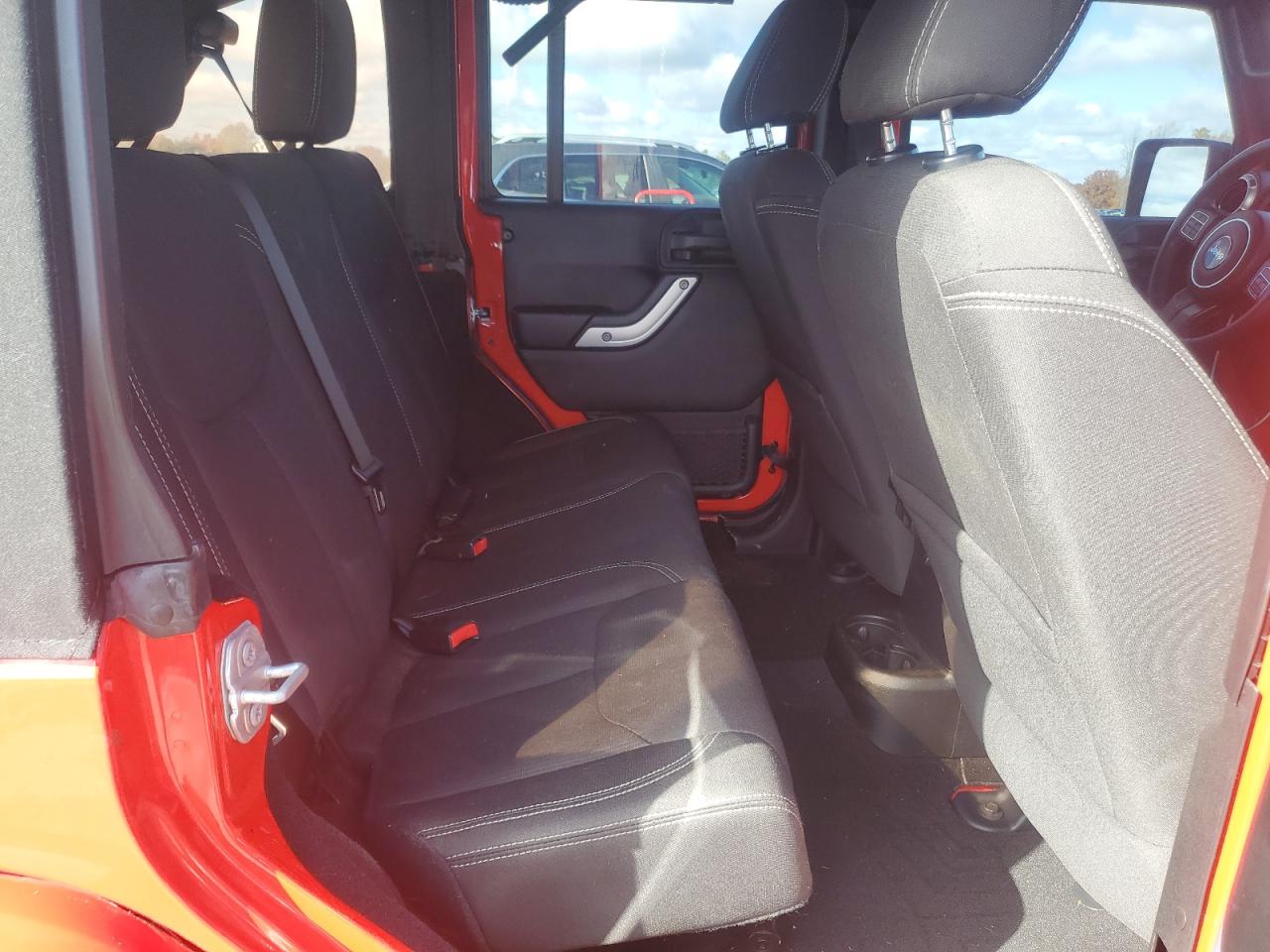 JEEP WRANGLER SAHARA