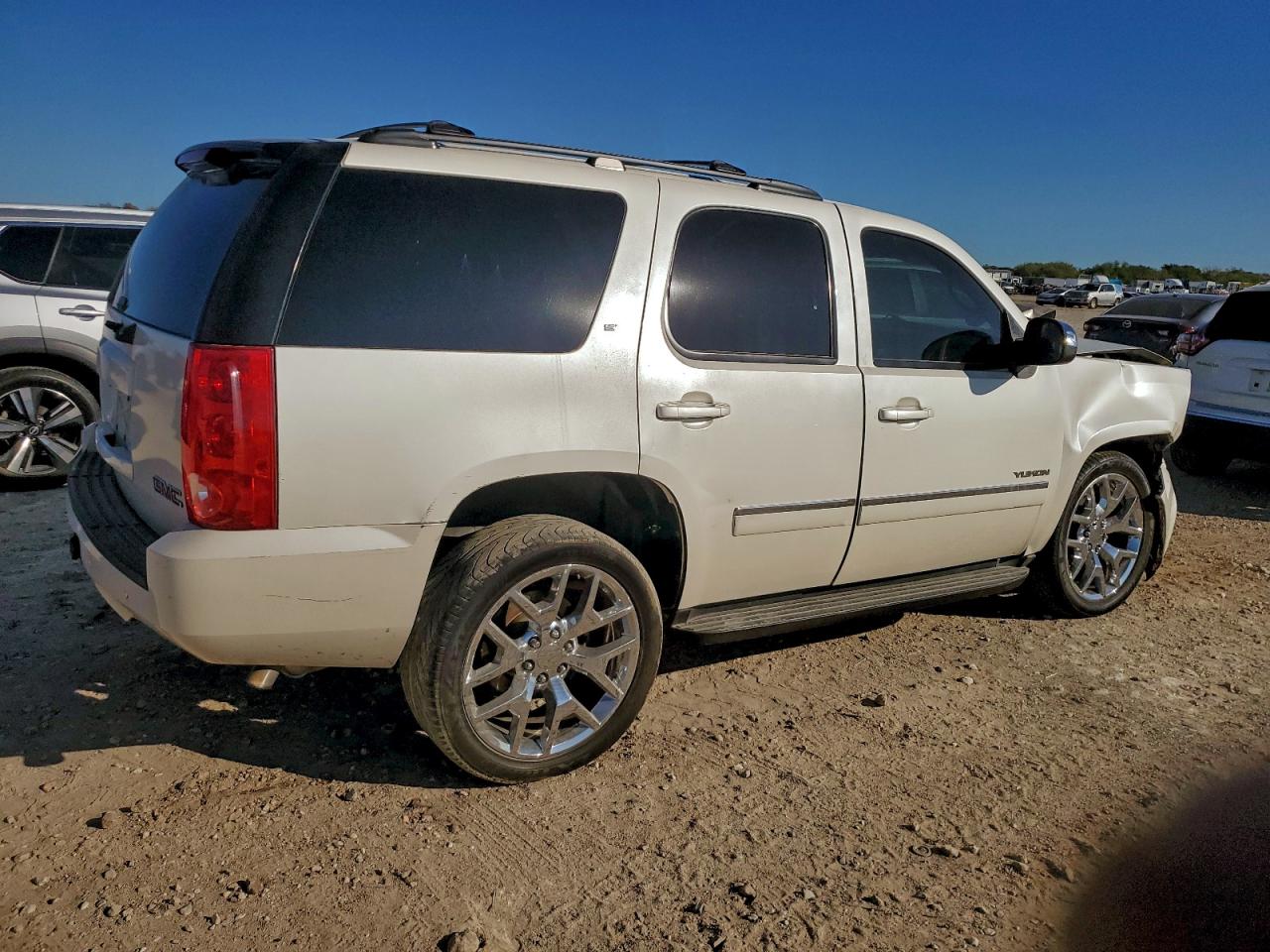GMC YUKON SLT