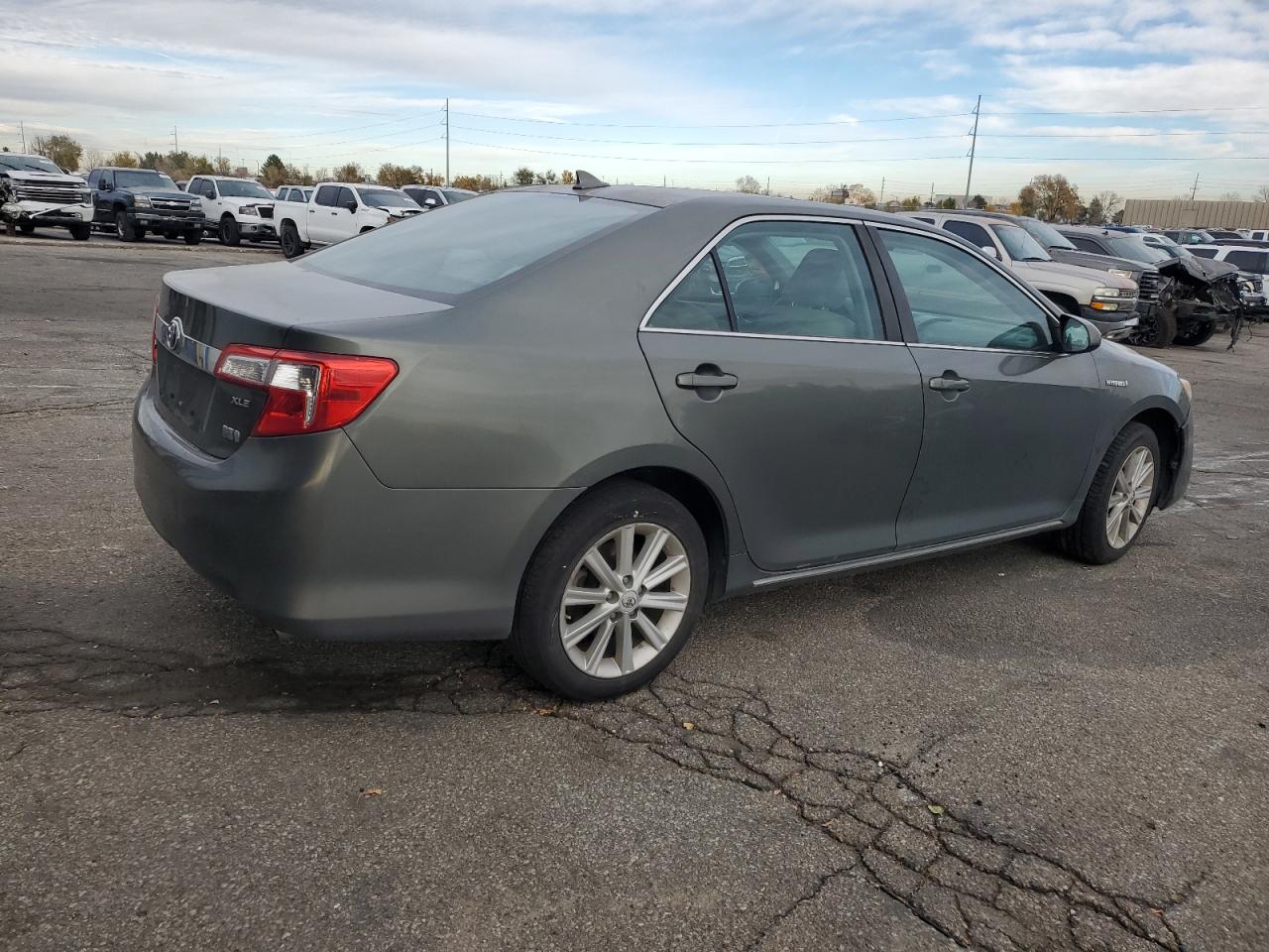 TOYOTA CAMRY HYBRID