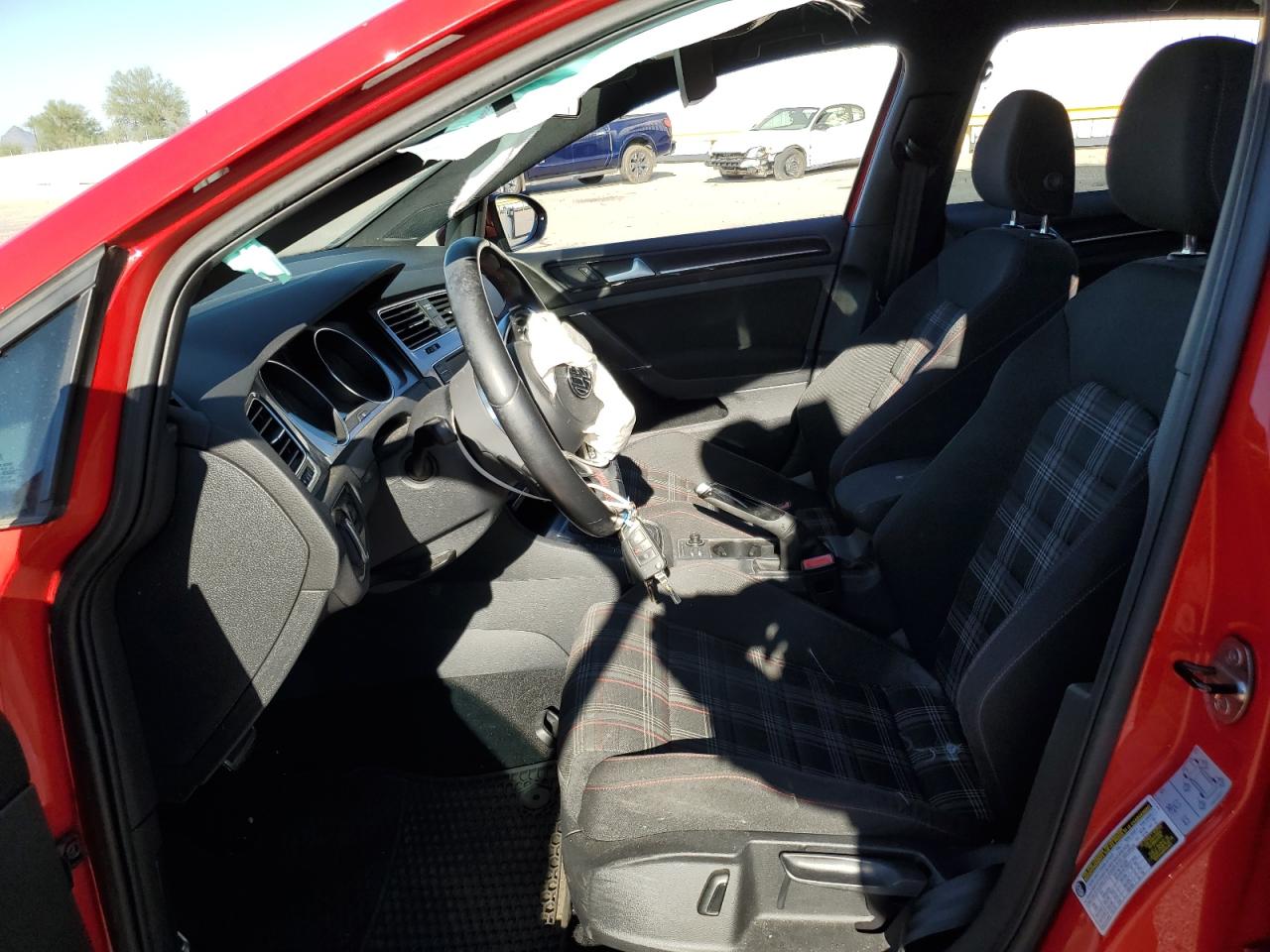 VOLKSWAGEN GOLF GTI S