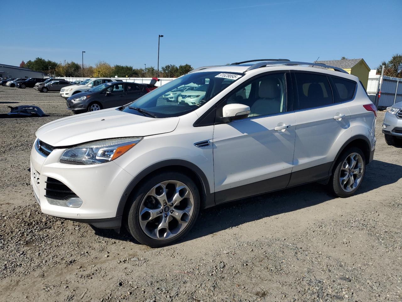 FORD ESCAPE TITANIUM