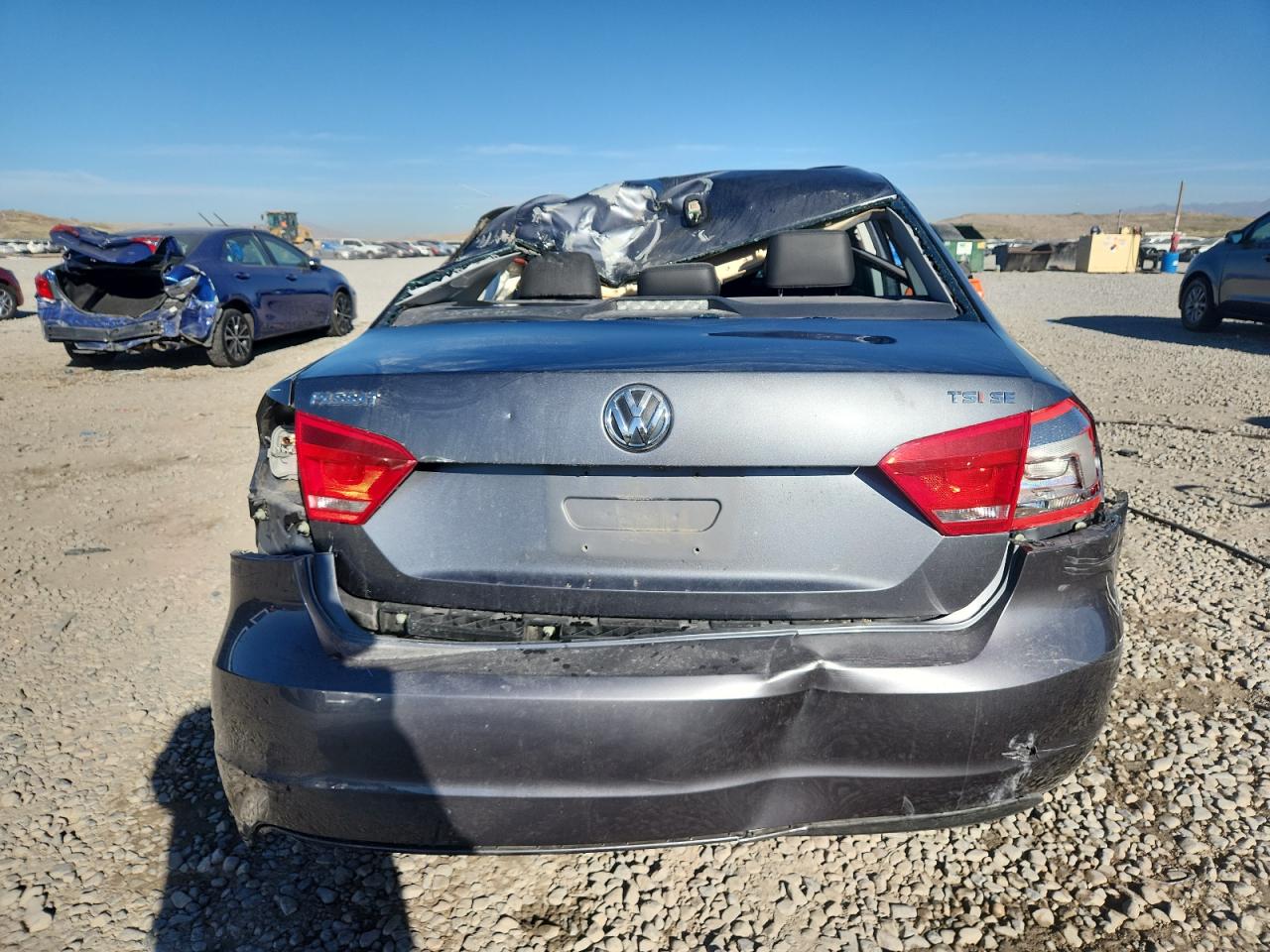 VOLKSWAGEN PASSAT SE