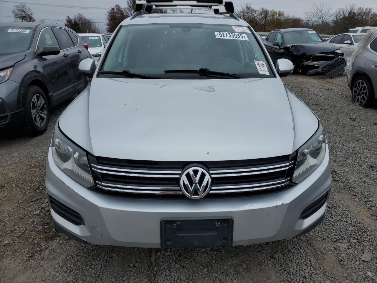 VOLKSWAGEN TIGUAN S