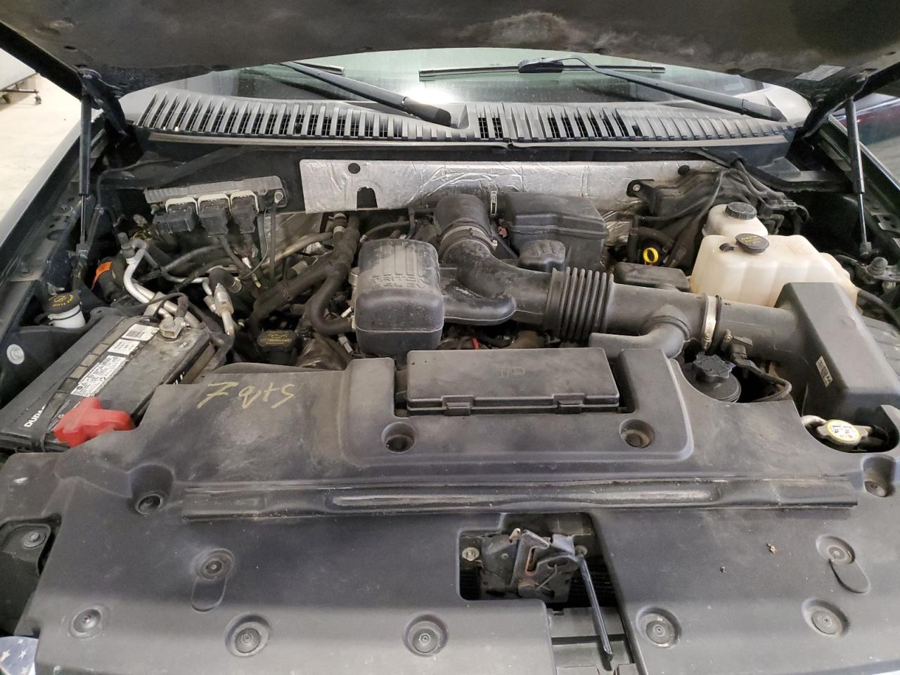 FORD EXPEDITION EL XLT