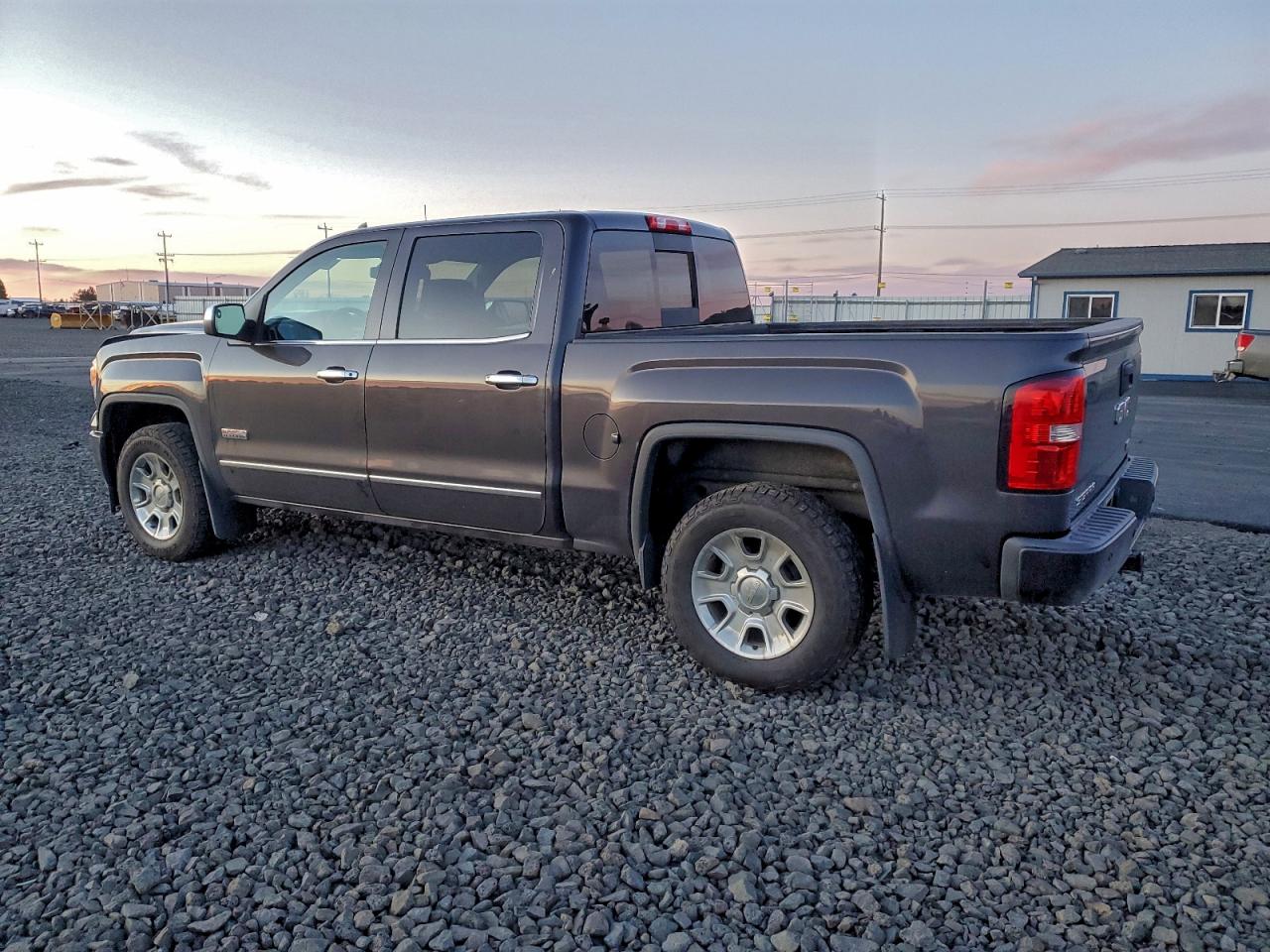 GMC SIERRA K1500 SLT