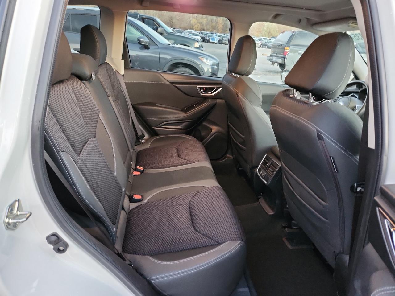 SUBARU FORESTER PREMIUM