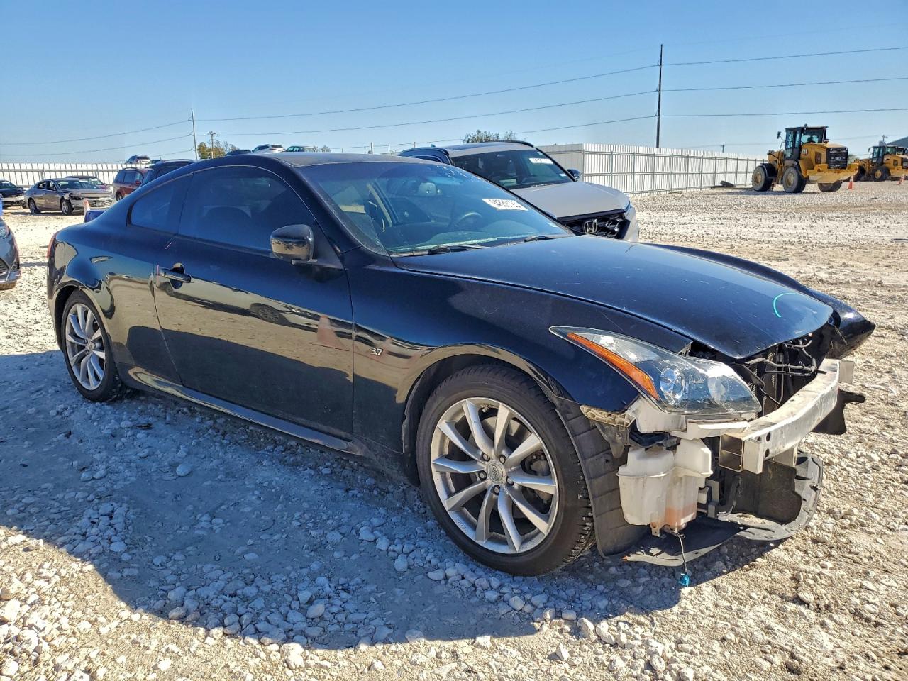 INFINITI Q60 JOURNEY