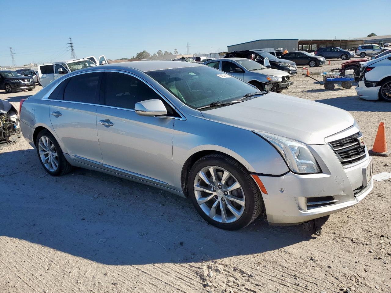 CADILLAC XTS LUXURY COLLECTION