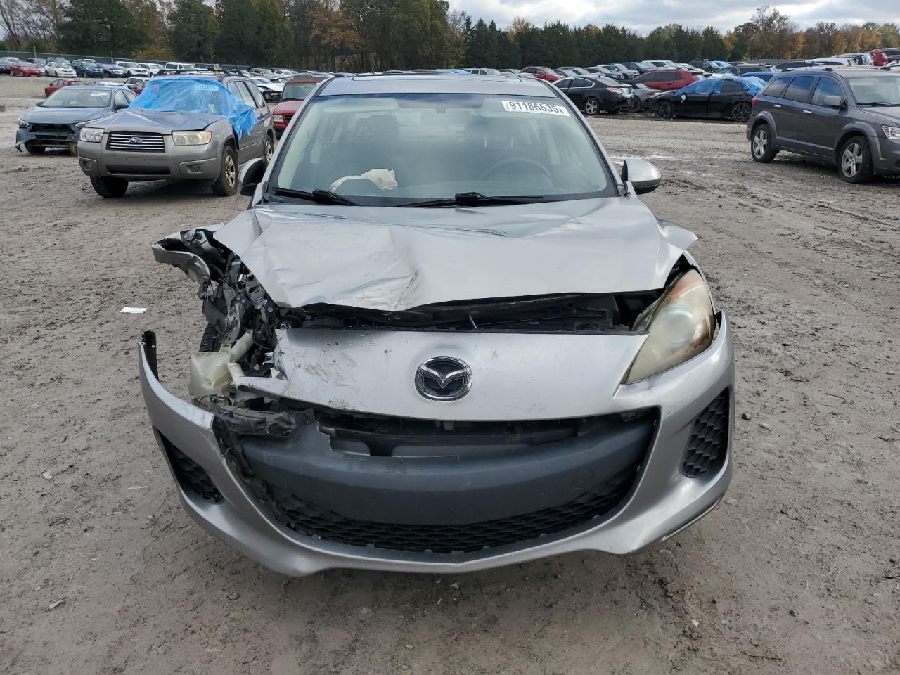 Lot #3308443301 2013 MAZDA 3 I
