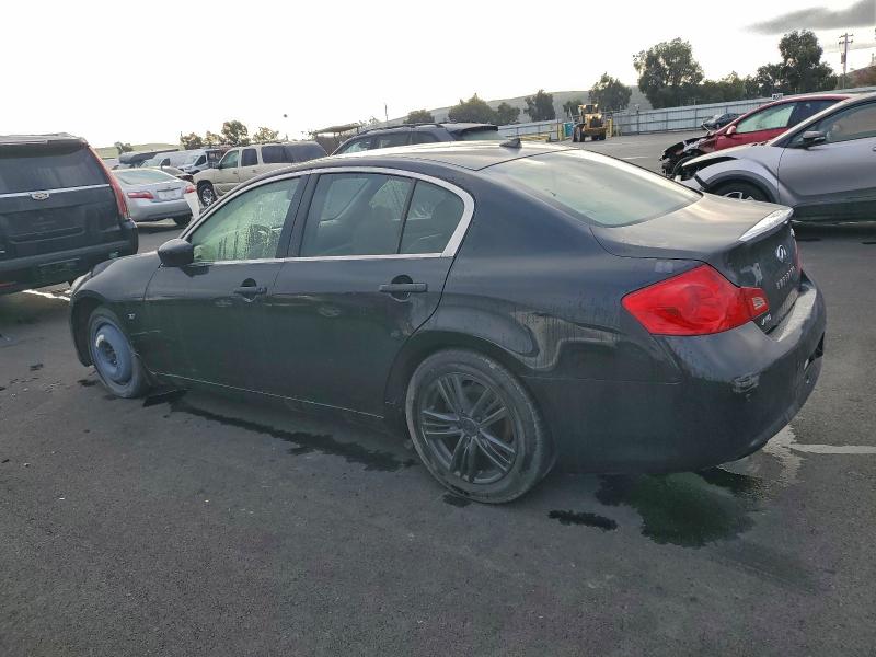 2015 INFINITI Q40 #3298072143