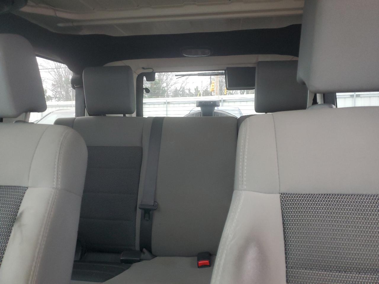 JEEP WRANGLER SAHARA