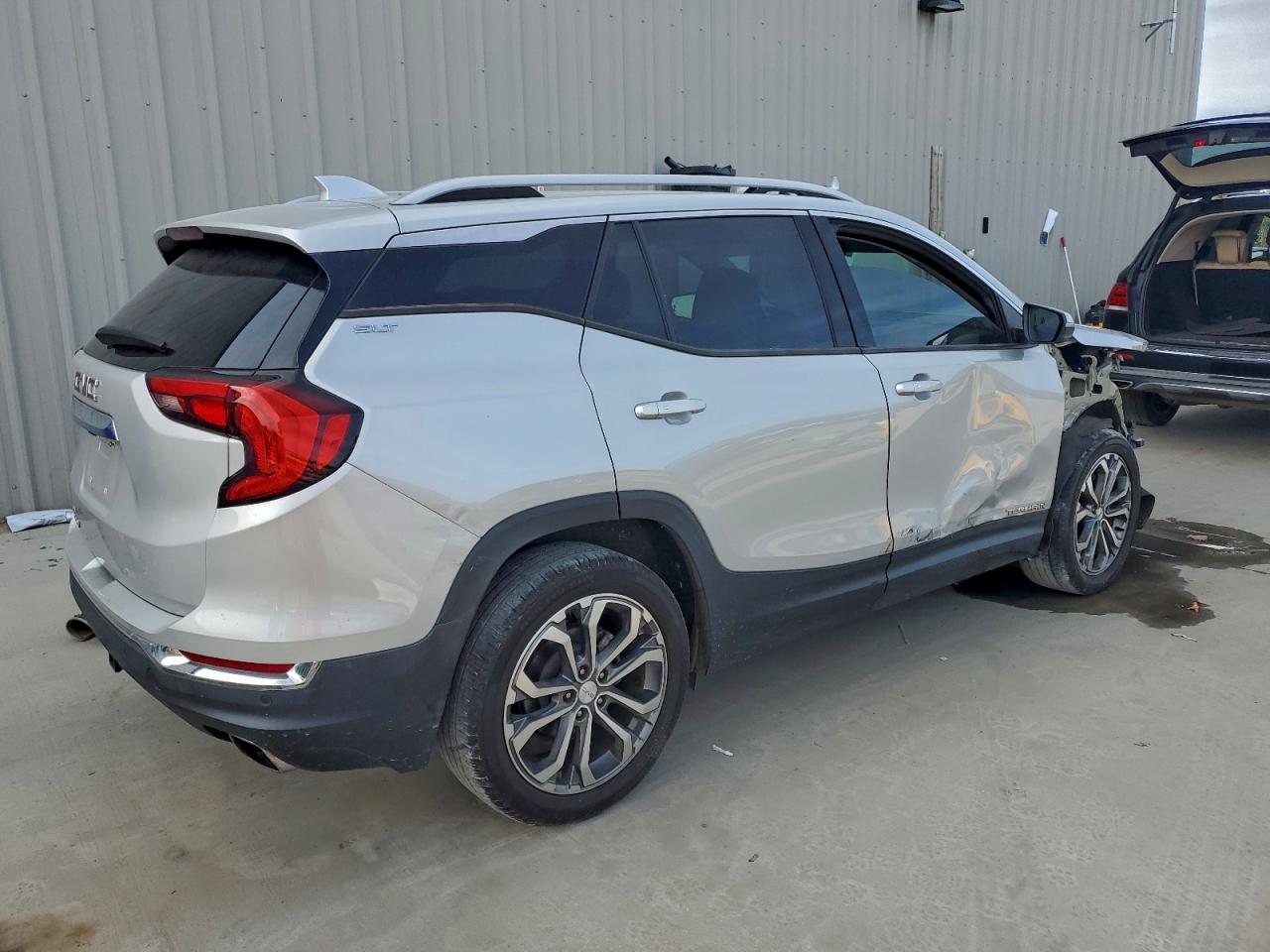 GMC TERRAIN SLT