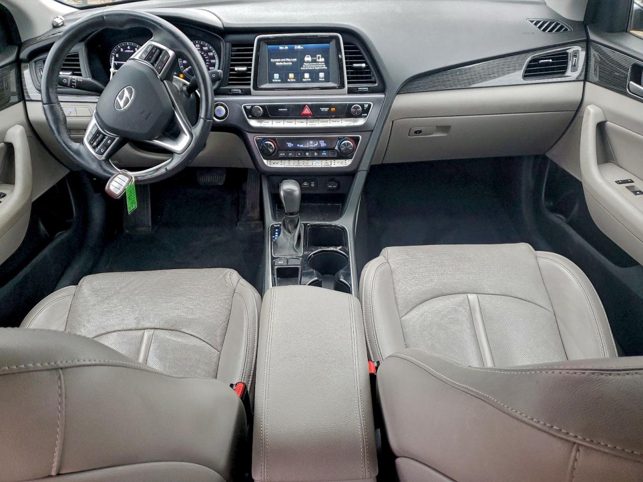 HYUNDAI SONATA SPORT