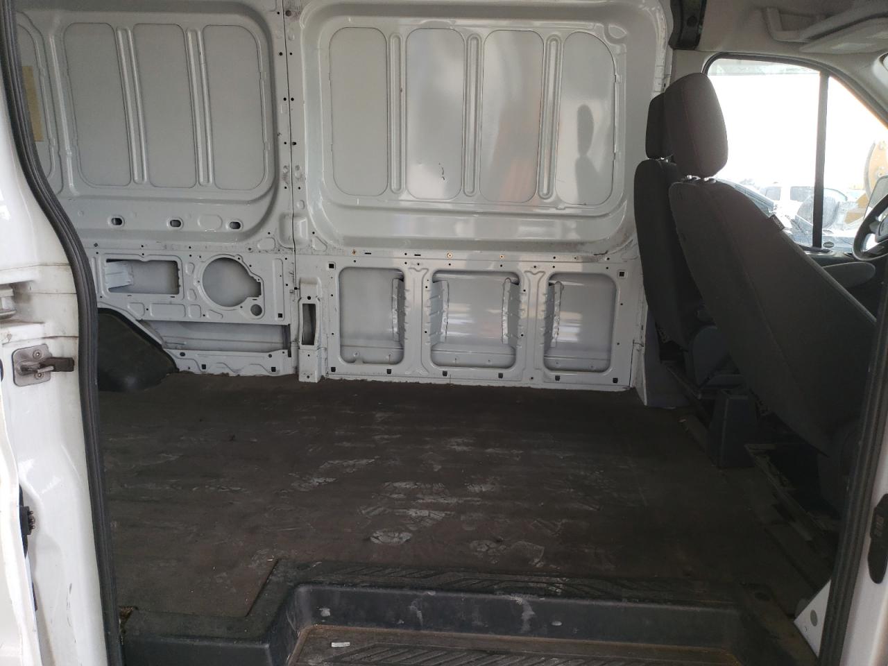 Lot #3305356301 2018 FORD TRANSIT