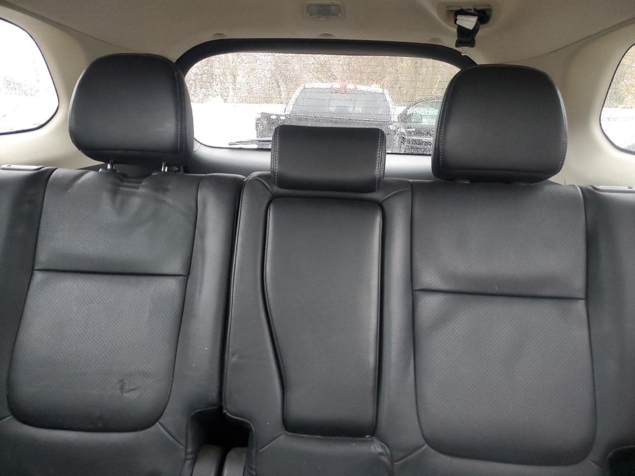 MITSUBISHI OUTLANDER ES