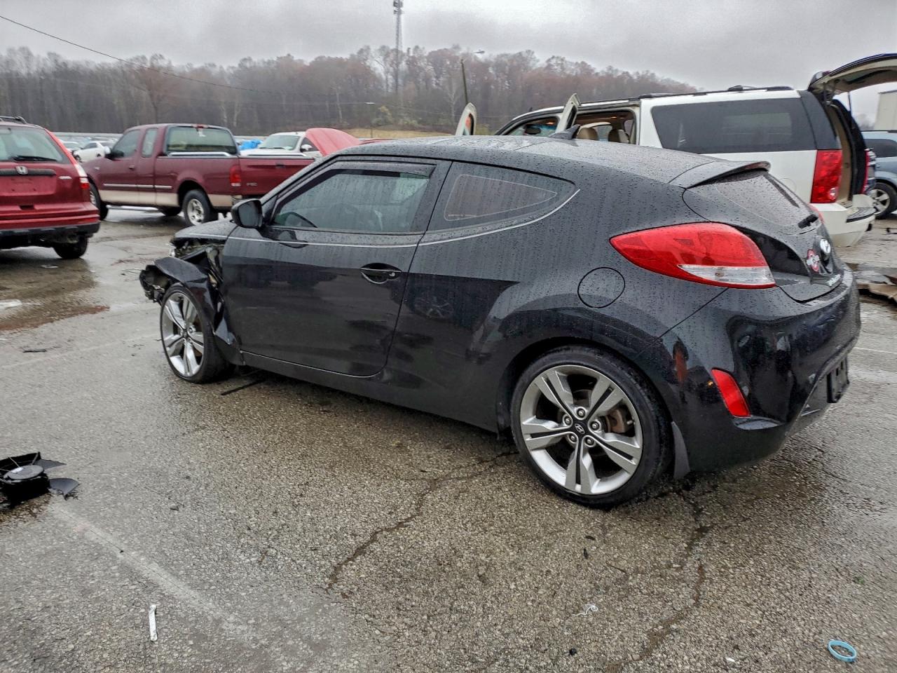 HYUNDAI VELOSTER